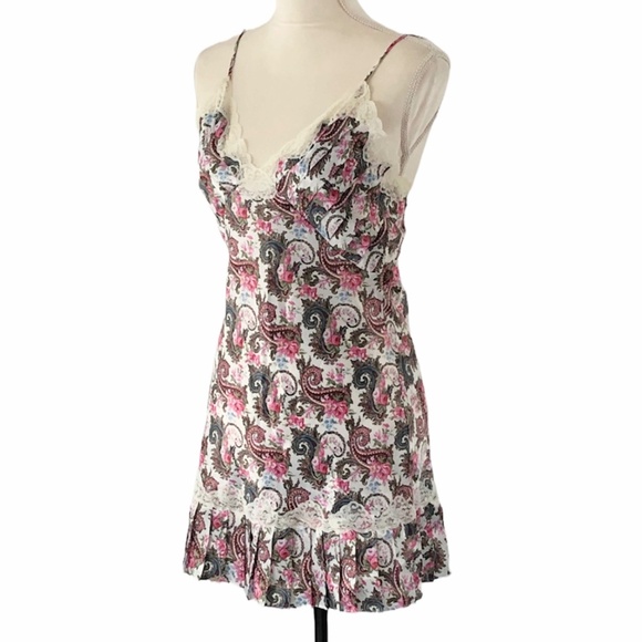 Victoria's Secret Other - Victoria’s Secret Gold Label Vintage Pink Paisley Satin Nightie Size P